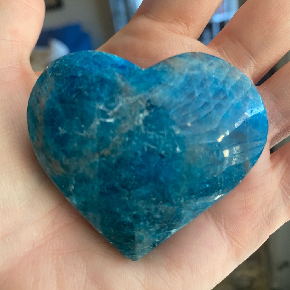 💙✨Blue Apatite Heart-Shaped Crystal
